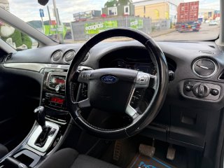/photos/12163/0c0b4b1d-b47f-4c44-bdce-17bce7beb8a5_i320x240.jpg