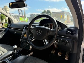 /photos/12163/240b3098-8f7f-4c84-b9f8-6368ce3288c5_i320x240.jpg