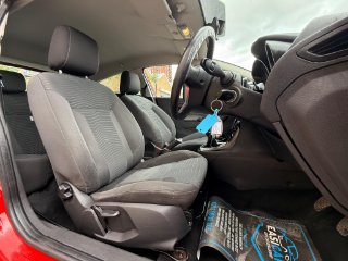 /photos/12163/401448cf-3d40-404d-bb94-abc1e556b3ab_i320x240.jpg