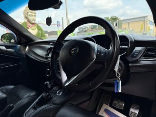 /photos/12163/52c5940f-84f3-419b-9f40-42271b264a89_i320x240.jpg