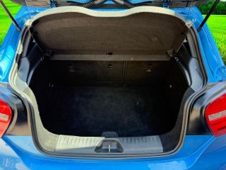 /photos/12163/5a6a0f2f-a11a-4bb4-877f-3fe3b5a6ff56_i320x240.jpg
