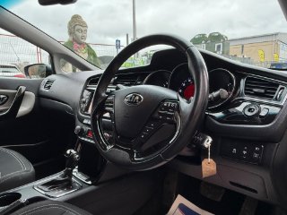 /photos/12163/6b70f17e-1d91-4d26-8b5a-46a869674d2d_i320x240.jpg