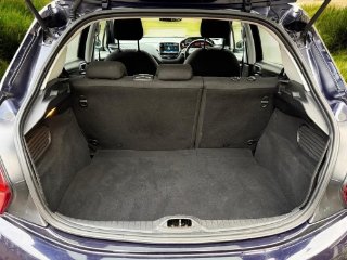 /photos/12163/b1fb3429-1d8a-405f-88f6-335c29d79c3e_i320x240.jpg