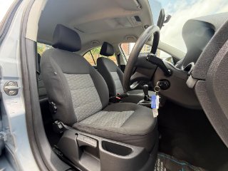 /photos/12163/ca75a99f-fdc6-4357-9b02-0a9d390ce56e_i320x240.jpg
