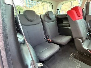 /photos/12163/e9cc76b6-9725-47ae-9eb3-55851c75642d_i320x240.jpg