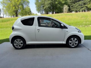 /photos/12163/f02cff8a-a911-44af-9a39-2f286d55bd74_i320x240.jpg